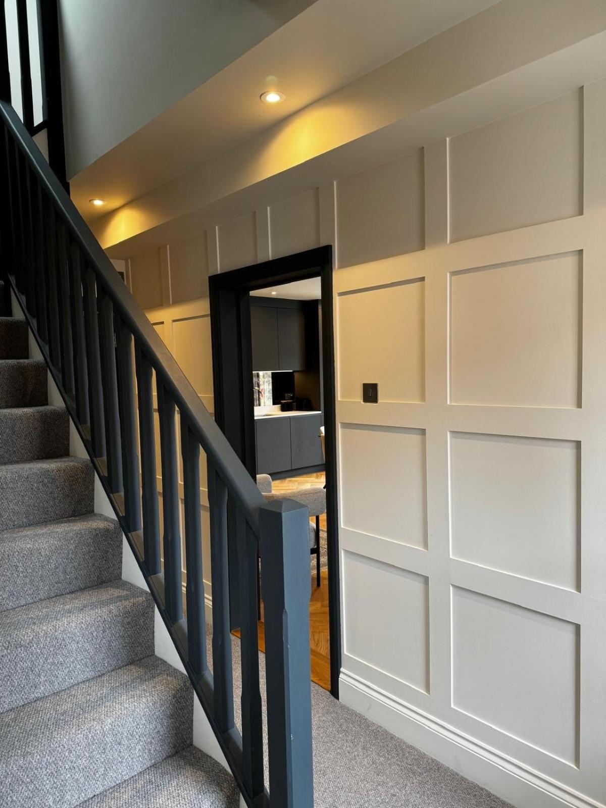 Romeo'S Arch High End Luxury In Centre Of Stratford With Parking Apartment Exterior photo